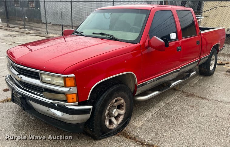 image for item DS2707 1999 Chevrolet C2500  Crew Cab pickup truck
