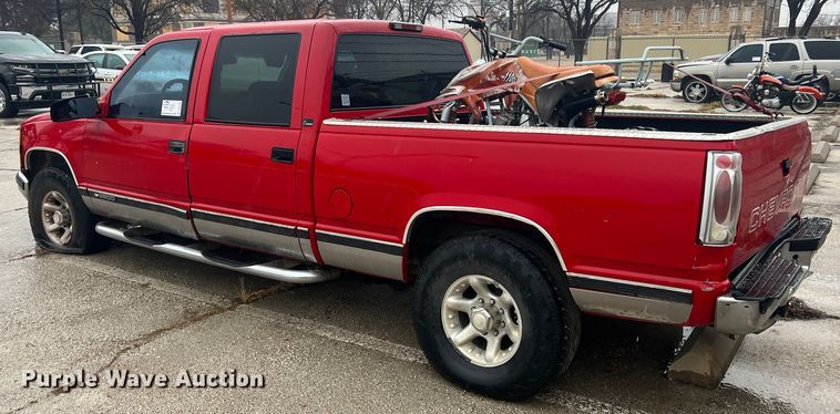 image for item DS2707 1999 Chevrolet C2500  Crew Cab pickup truck