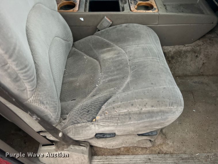 image for item DS2707 1999 Chevrolet C2500  Crew Cab pickup truck