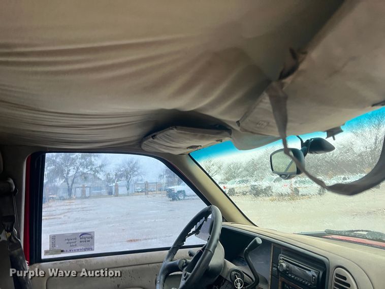 image for item DS2707 1999 Chevrolet C2500  Crew Cab pickup truck