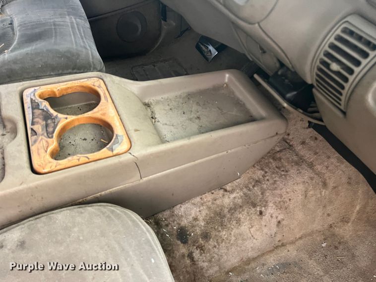 image for item DS2707 1999 Chevrolet C2500  Crew Cab pickup truck