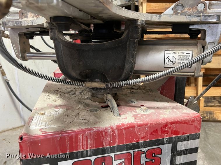 image for item ID9399 Coats  tire machine and balancer