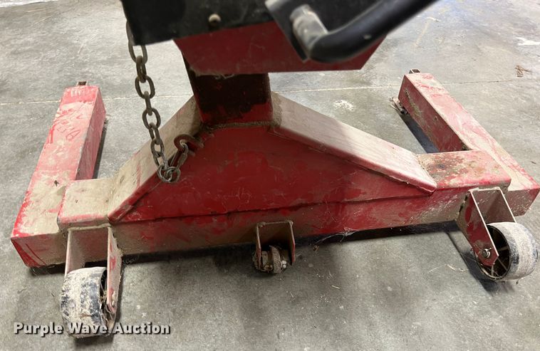 image for item ID9400 Snap-on  heavy tire balancer