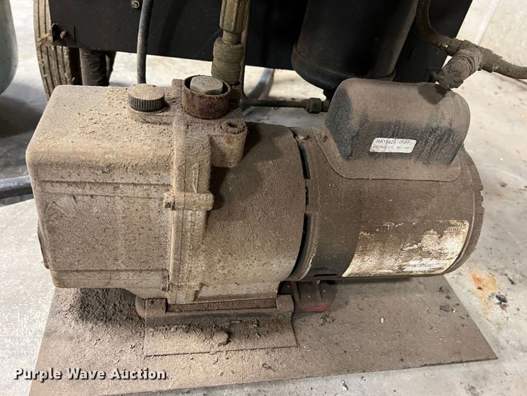 image for item ID9401 AC charging unit