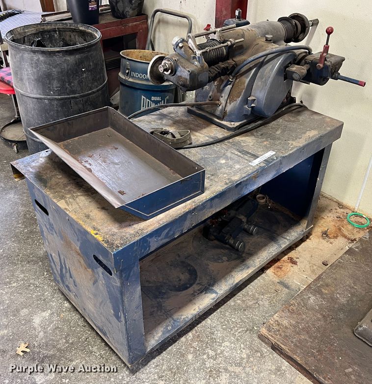 image for item ID9404 Brake lathe