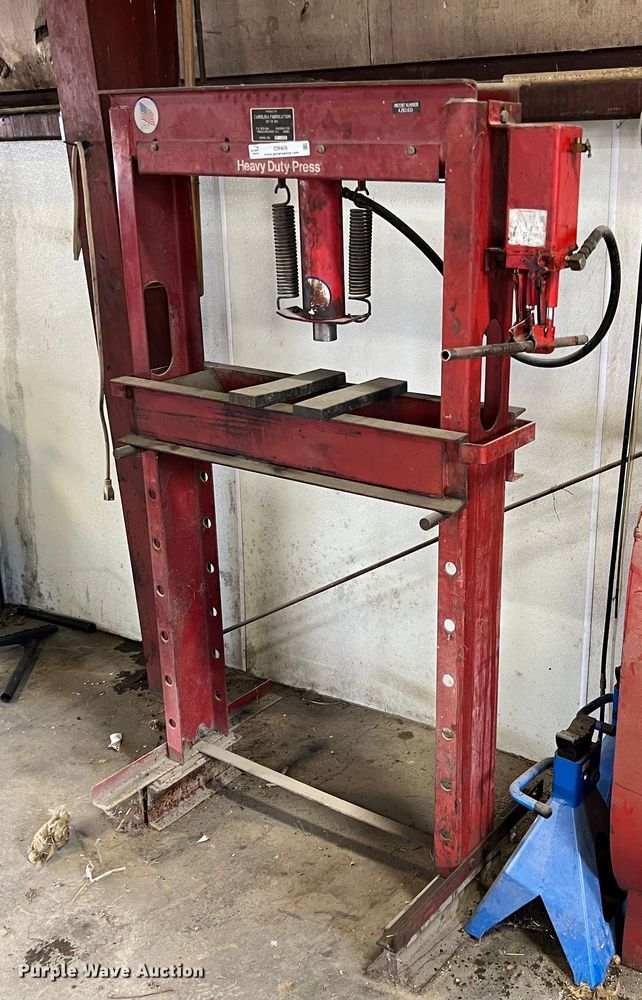 image for item ID9406 Carolina Fabrication  hydraulic press