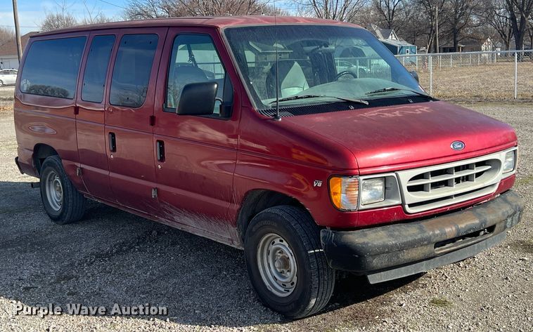 image for item ID9408 2001 Ford E150 XL  van