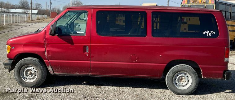 image for item ID9408 2001 Ford E150 XL  van