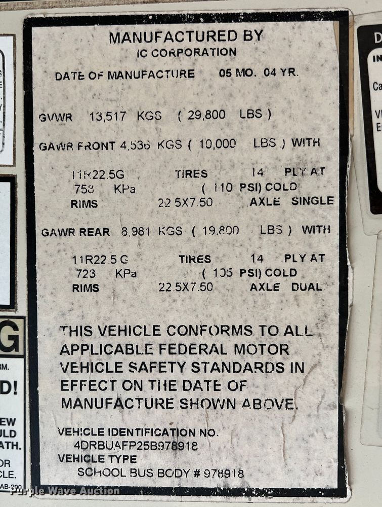 image for item ID9413 2005 IC PB105 school bus