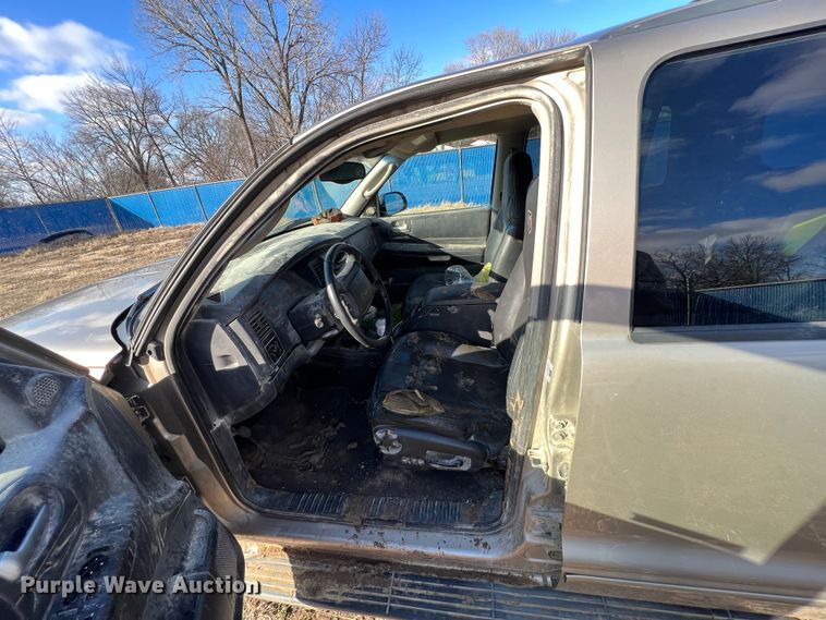 image for item ID9440 2003 Dodge Durango SLT  SUV