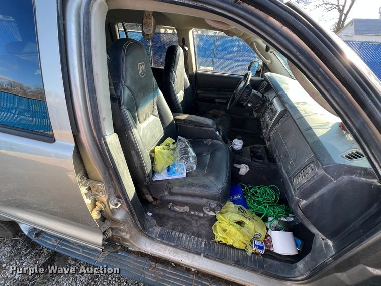 image for item ID9440 2003 Dodge Durango SLT  SUV