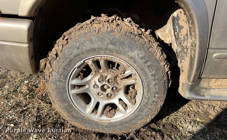 image for item ID9440 2003 Dodge Durango SLT  SUV