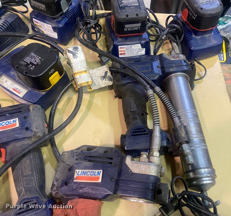 image for item IG9964 Lincoln 1880 PowerLuber Series A  grease gun