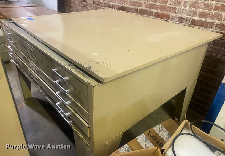 image for item IG9994 Hamilton  drafting table