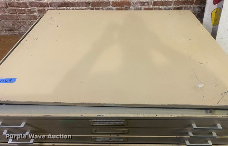 image for item IG9994 Hamilton  drafting table