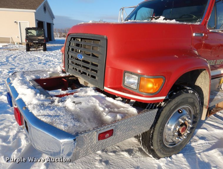 image for item IO9329 1997 Ford F700  pumper fire truck