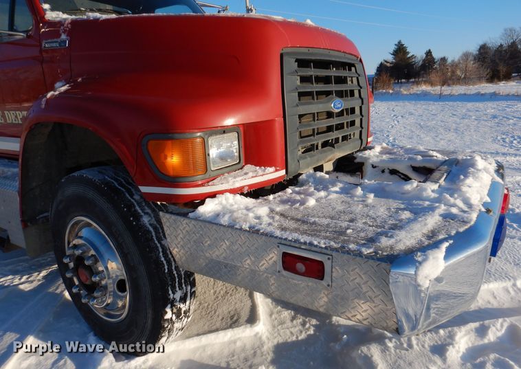 image for item IO9329 1997 Ford F700  pumper fire truck