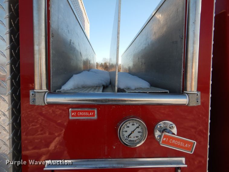 image for item IO9329 1997 Ford F700  pumper fire truck