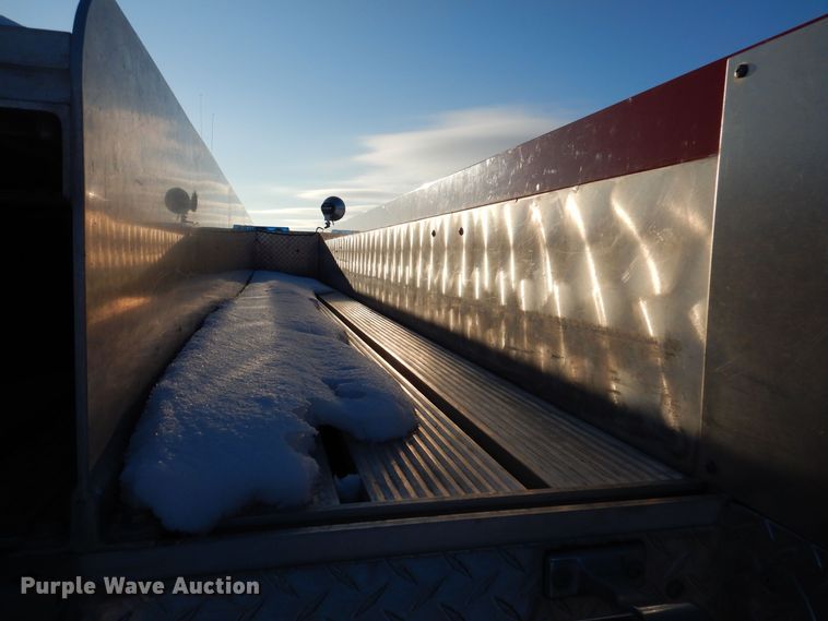 image for item IO9329 1997 Ford F700  pumper fire truck