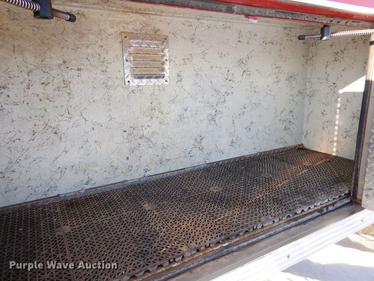 image for item IO9329 1997 Ford F700  pumper fire truck