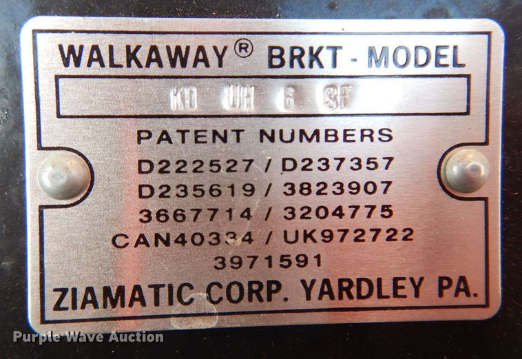 image for item IO9329 1997 Ford F700  pumper fire truck