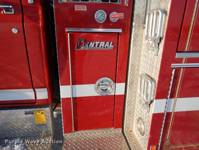 image for item IO9329 1997 Ford F700  pumper fire truck