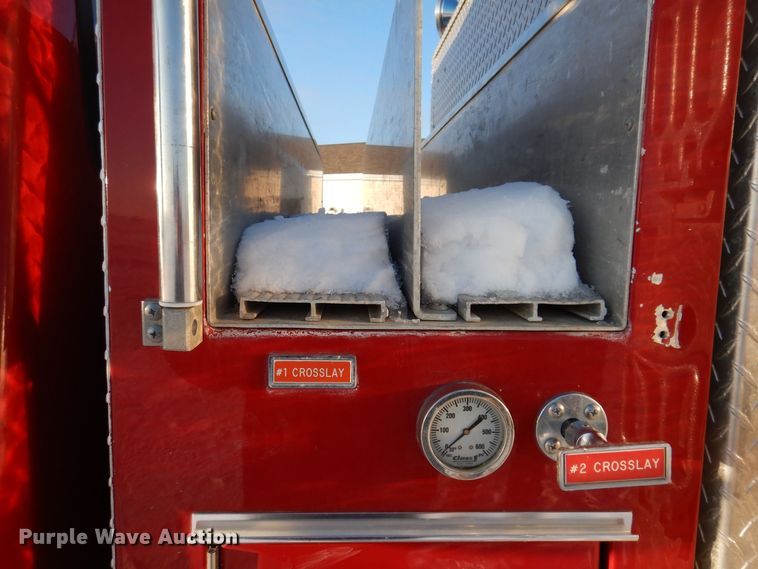 image for item IO9329 1997 Ford F700  pumper fire truck