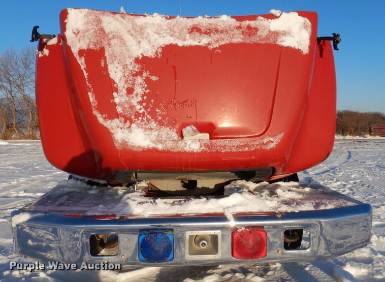 image for item IO9329 1997 Ford F700  pumper fire truck