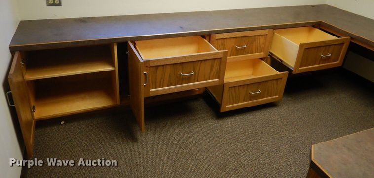 image for item IO9340 Desk