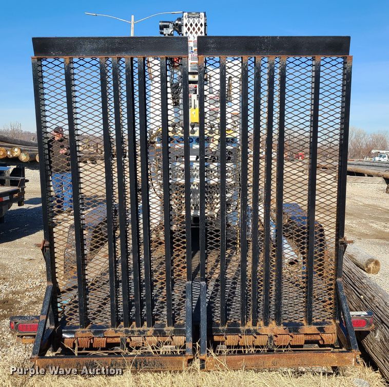 image for item JG9530 2011 Altec DB37  mini digger derrick