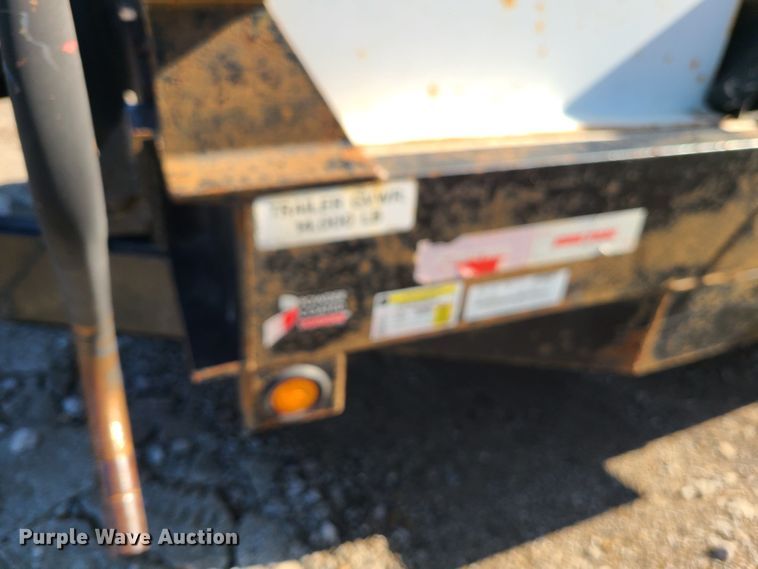 image for item JG9530 2011 Altec DB37  mini digger derrick