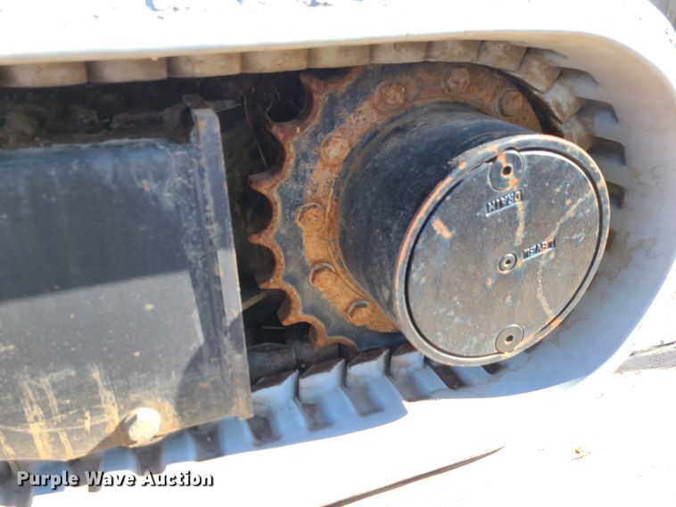 image for item JG9530 2011 Altec DB37  mini digger derrick