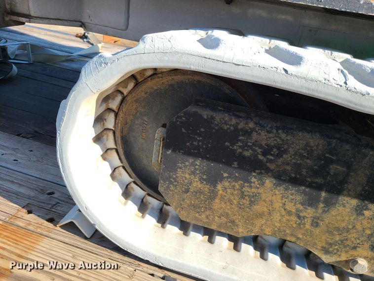 image for item JG9530 2011 Altec DB37  mini digger derrick