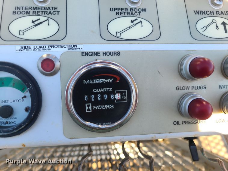 image for item JG9531 2013 Altec DB37  mini digger derrick