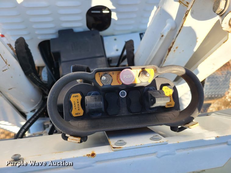 image for item JG9531 2013 Altec DB37  mini digger derrick