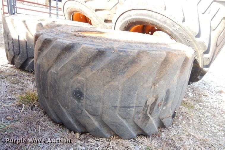 image for item JK9169 (4) Galaxy 33x15.50-16.5 skid steer tires and wheels