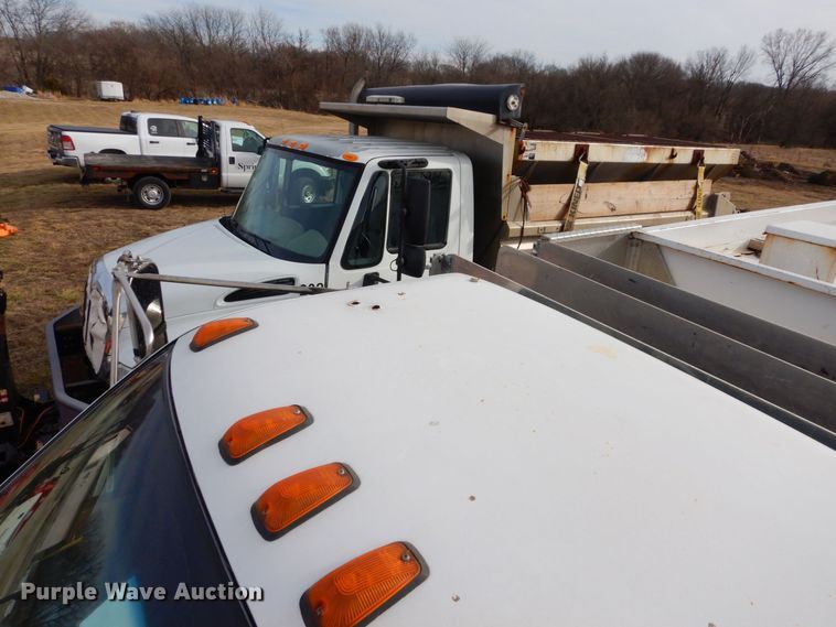 image for item JK9172 1993 GMC Top Kick C7000  pumper fire truck