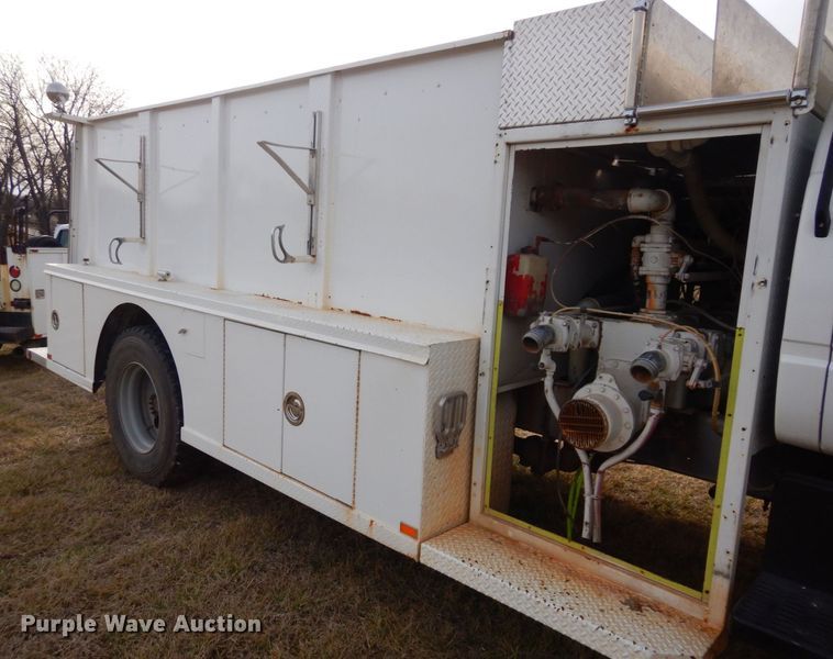 image for item JK9172 1993 GMC Top Kick C7000  pumper fire truck