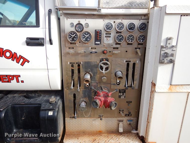 image for item JK9172 1993 GMC Top Kick C7000  pumper fire truck
