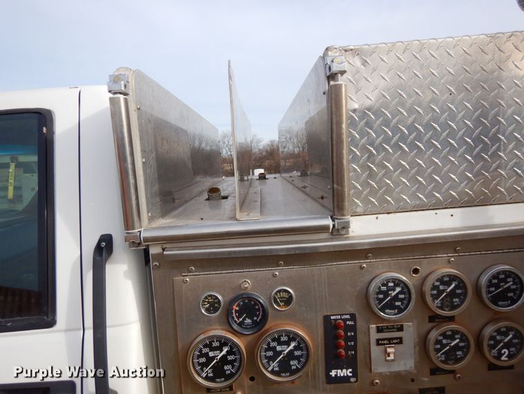 image for item JK9172 1993 GMC Top Kick C7000  pumper fire truck