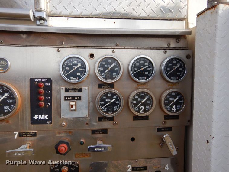 image for item JK9172 1993 GMC Top Kick C7000  pumper fire truck