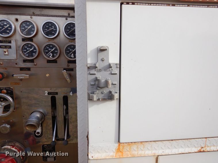 image for item JK9172 1993 GMC Top Kick C7000  pumper fire truck