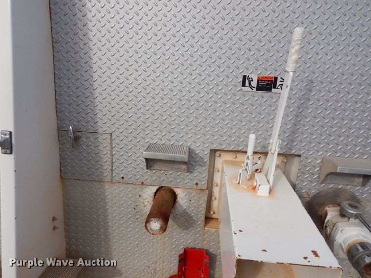 image for item JK9172 1993 GMC Top Kick C7000  pumper fire truck