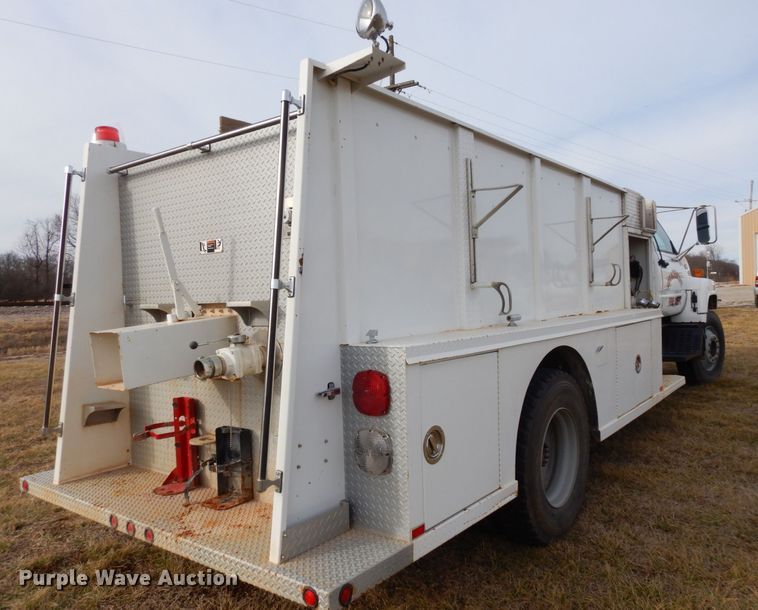 image for item JK9172 1993 GMC Top Kick C7000  pumper fire truck