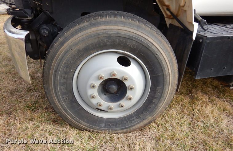 image for item JK9172 1993 GMC Top Kick C7000  pumper fire truck