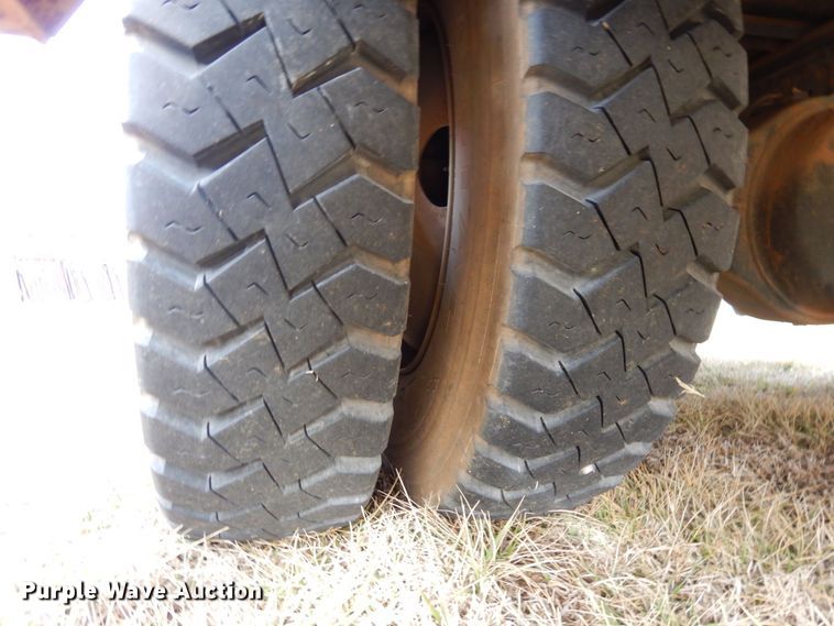 image for item JK9172 1993 GMC Top Kick C7000  pumper fire truck