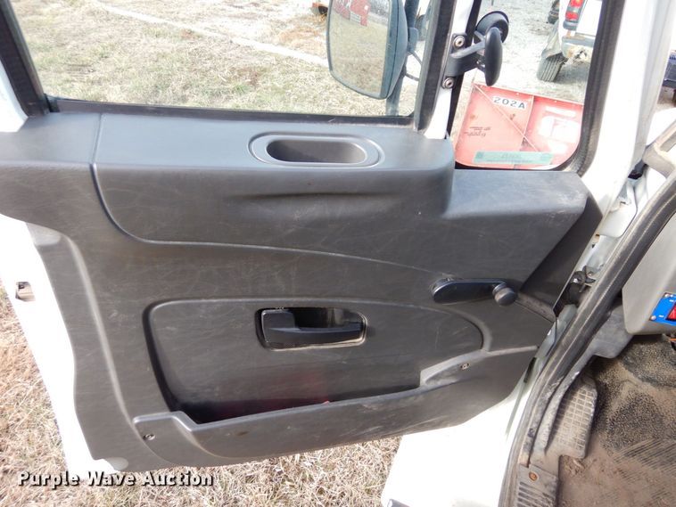 image for item JK9173 2013 International DuraStar 4300  dump truck