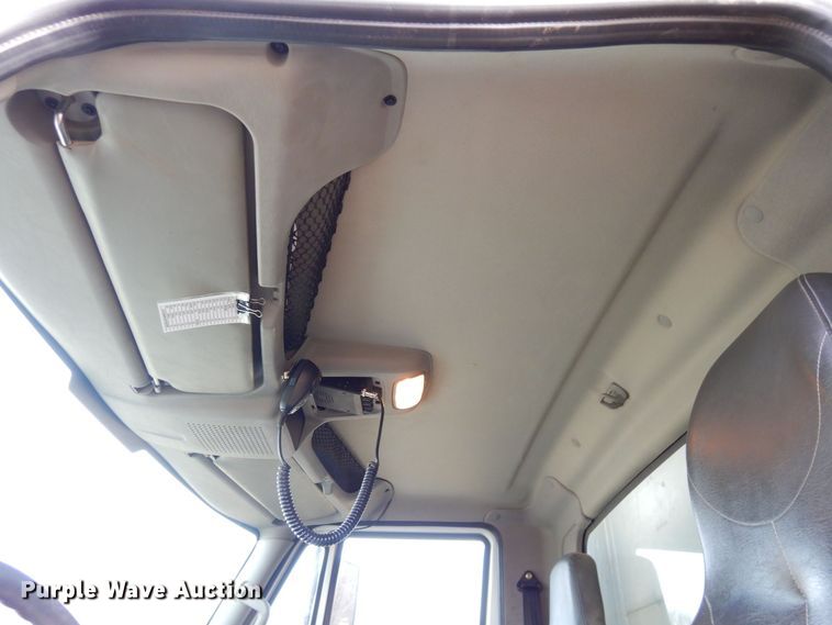 image for item JK9173 2013 International DuraStar 4300  dump truck