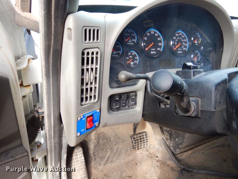 image for item JK9173 2013 International DuraStar 4300  dump truck