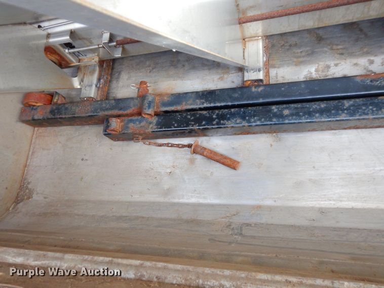 image for item JK9173 2013 International DuraStar 4300  dump truck